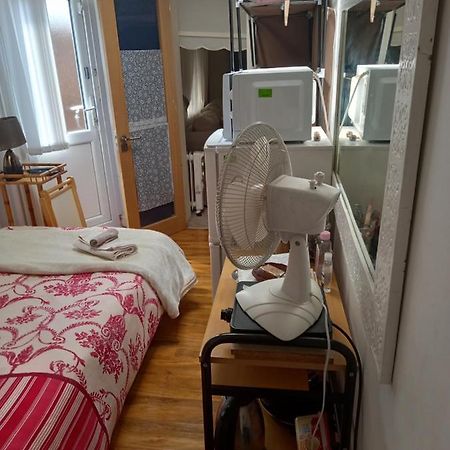 Larchmont Stay Side En Suite With Small Double Bed Leicester Eksteriør bilde