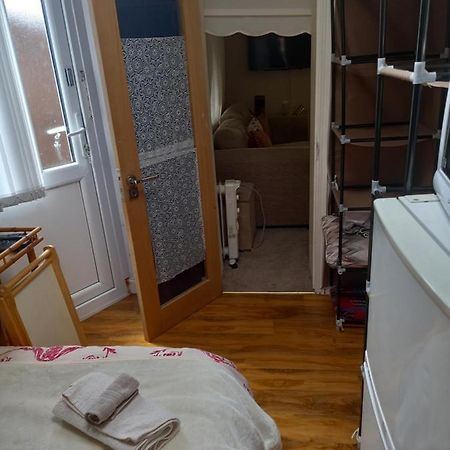 Larchmont Stay Side En Suite With Small Double Bed Leicester Eksteriør bilde